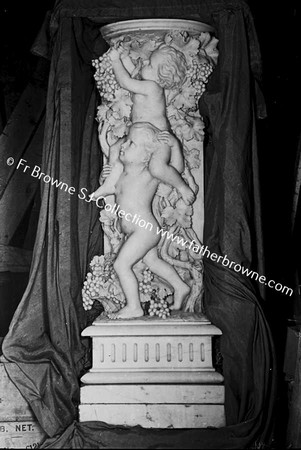 EMO COURT COLUMN DECORATED WITH PUTTI